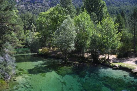 piscinas naturales cerca de madrid|Las mejores zonas de baño naturales cerca de。